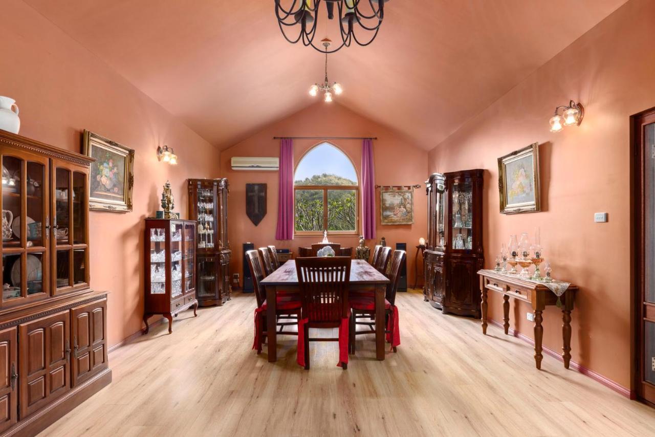 The Castle At Bonville Bagian luar foto